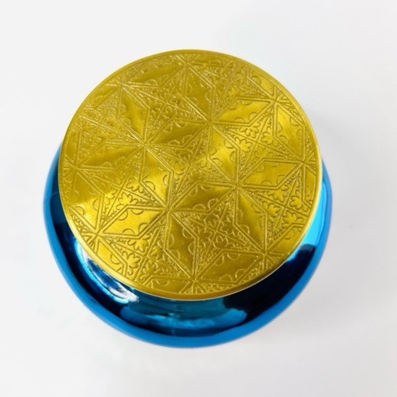 Anthropologie Blue Ombre Capri Blue Volcano Large Glass Lidded Jar Candle NWT - Picture 4 of 8